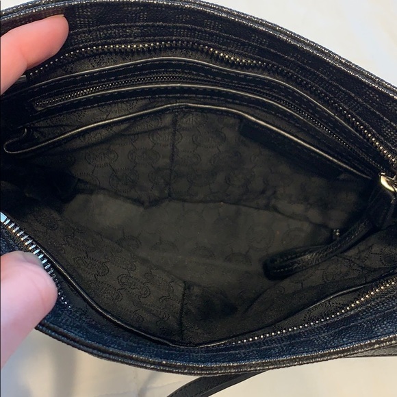 Michael Kors Jet Set Travel Messenger Bag - Picture 7 of 15